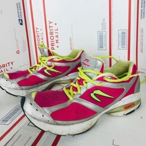 Newton Womens Lady Isaac S Pink Running Size 9.5